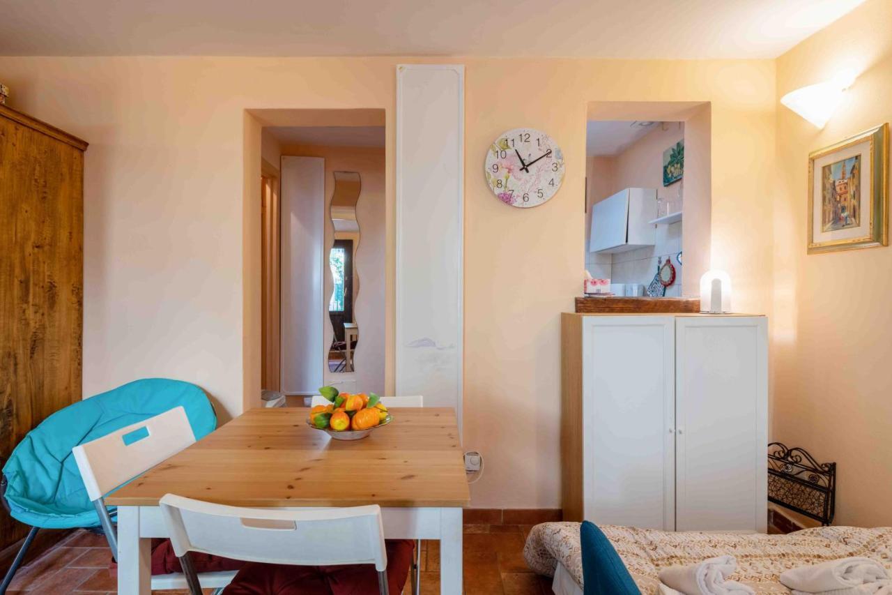 San Frediano Cozy Studio With Private Patio Apartment Florence Exterior photo